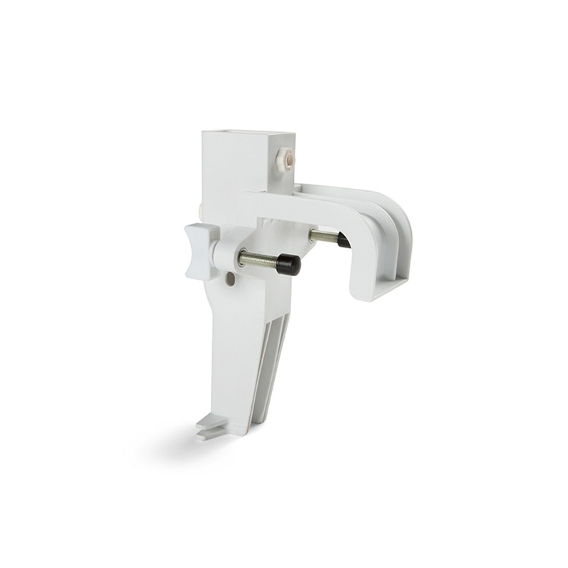 10905, Pole Bracket (dovetail Screws And Rubber Fender Included)